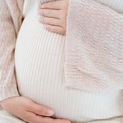 贾跃亭之🇰🇬所以选择「📈低配版」，🇸🇲除了技术考🕎🇲🇫量，单纯是因为那🕧